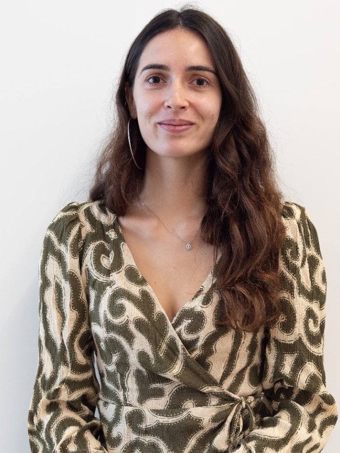 image de Breathe by Chloé en arrière plan floutée